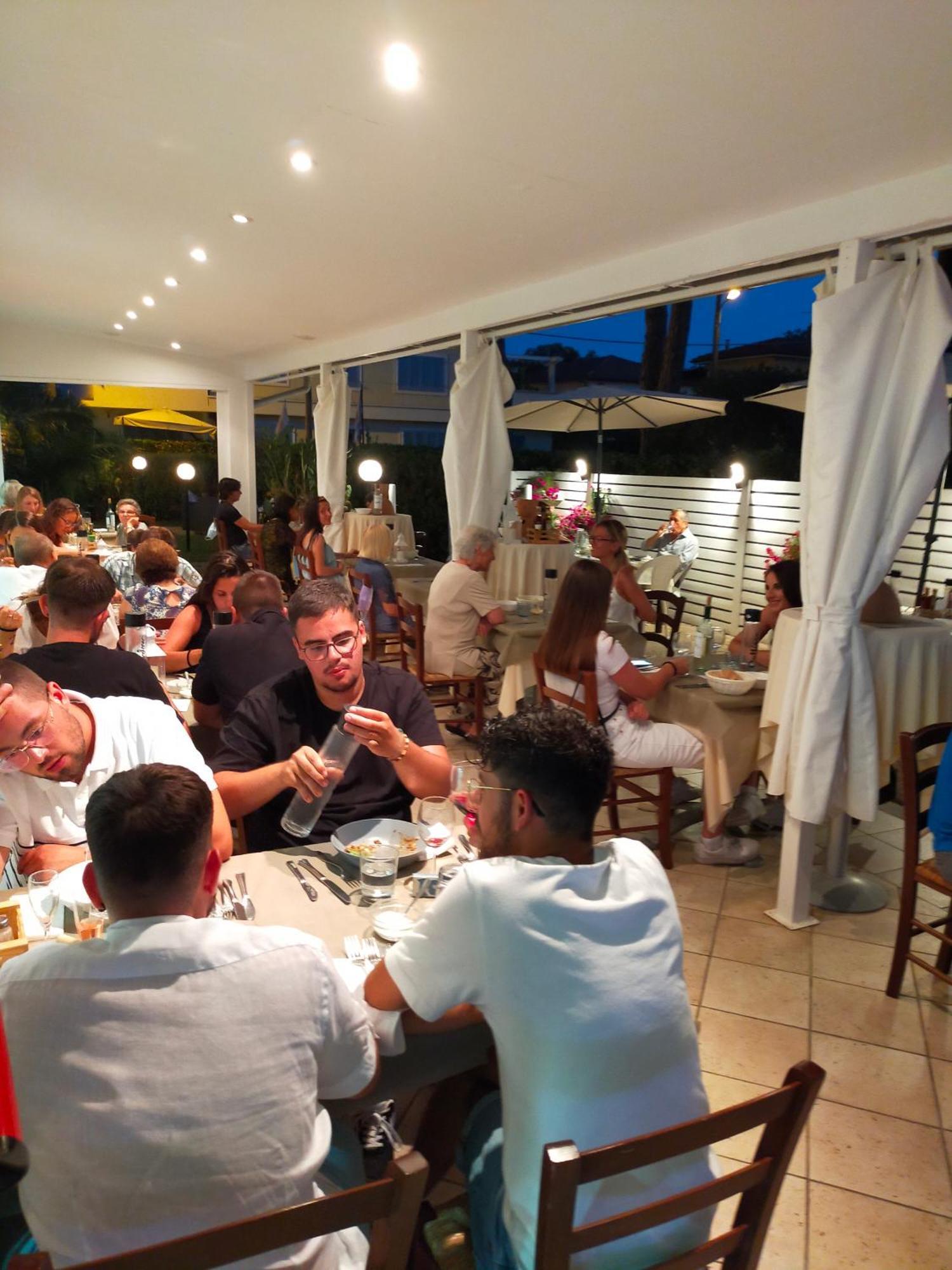 Milano Hotell Marina di Pietrasanta Exteriör bild