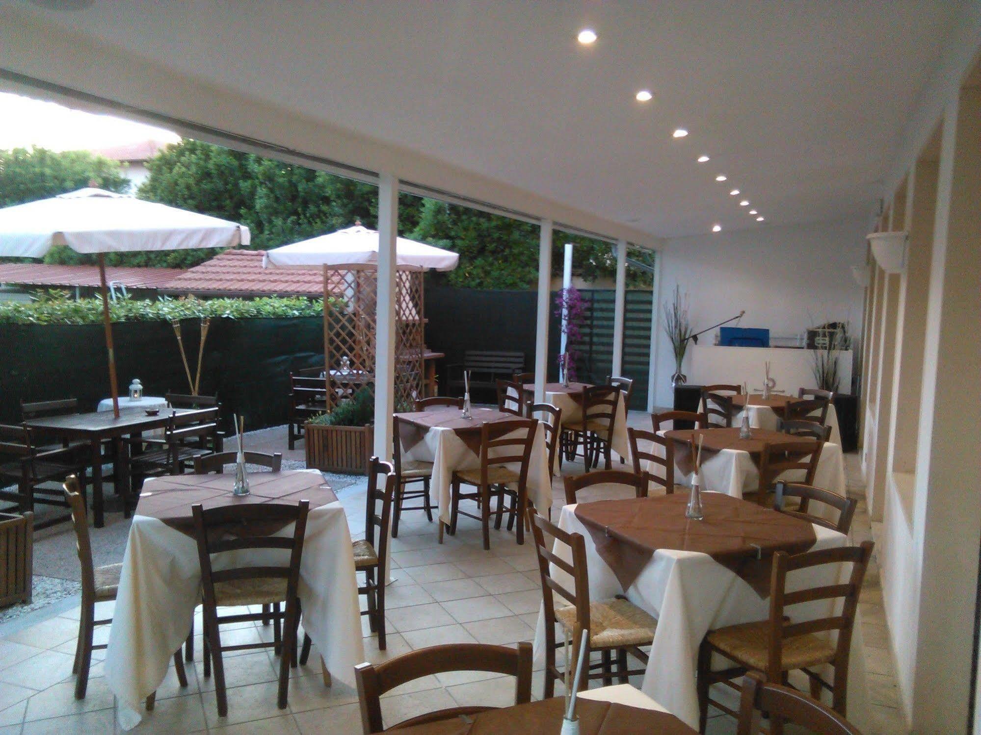 Milano Hotell Marina di Pietrasanta Exteriör bild